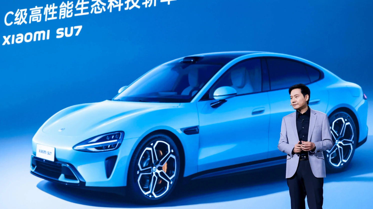 小米SU7 Ultra又上热搜：性能车的代价，是“被误解”？