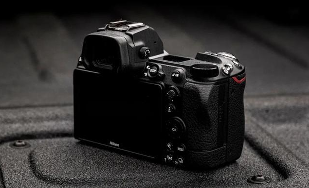 租来的光影：年轻人为什么不愿再“买”生活