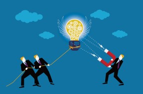 十年产品心法：从混沌到效率的实战演进